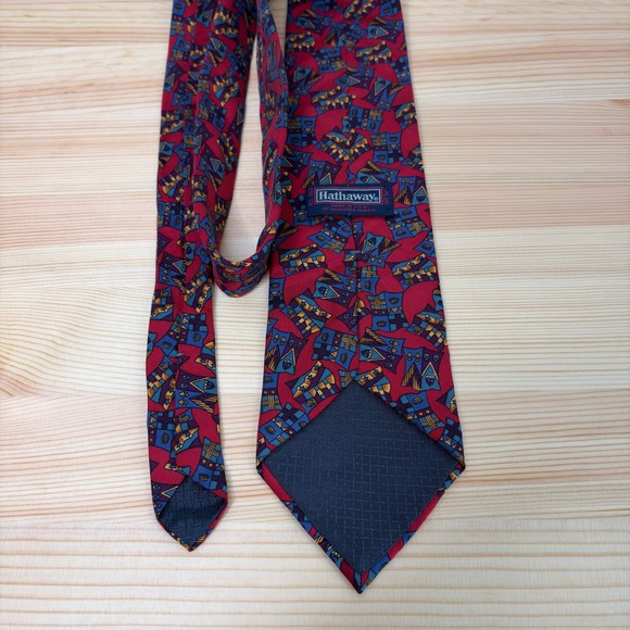 VTG Hathaway Men Silk Tie Red Blue Flag Shield Regal Crest Academic 90s USA Made - Picture 3 of 4